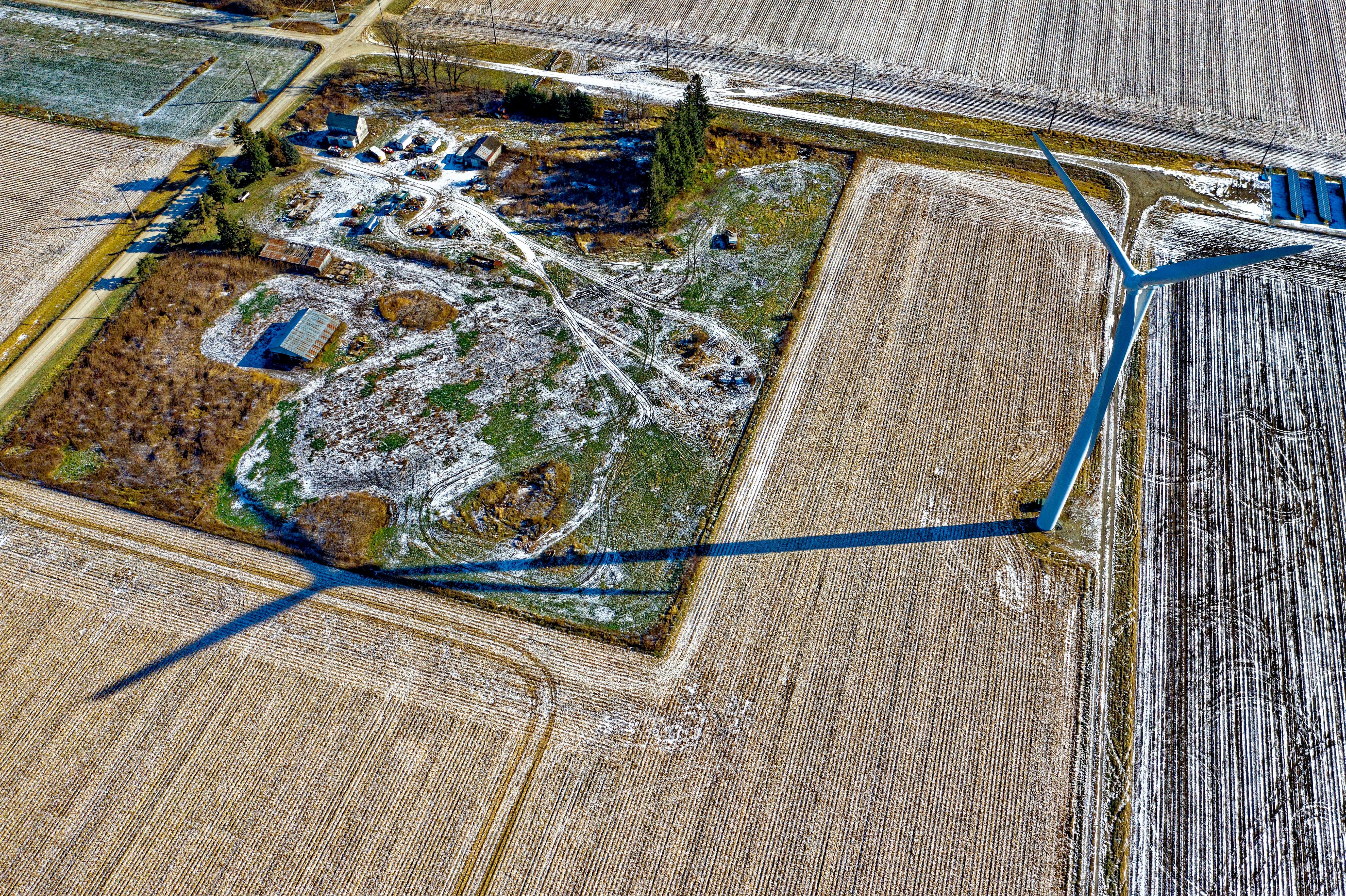 pexels-tomfisk-1605269